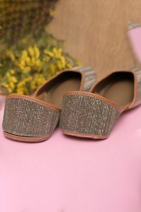 Coral Haze_Gold Anaya Glitter Juttis_Online_at_Aza_Fashions