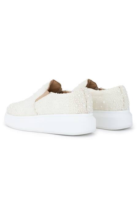 Shop_Anaar_Ivory June Baby Embroidered Sneakers 