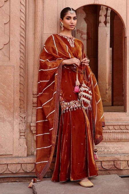 Ajiesh Oberoi_Gold Velvet, Organza Beads, Embroidery Keyhole Neck Kurta Gharara Set _Online_at_Aza_Fashions