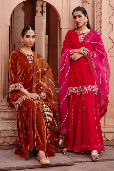 Ajiesh Oberoi Pink Velvet, Organza Embroidery, Beads Keyhole Neck Kurta Gharara Set Online at Aza Fashions Ajiesh Oberoi_Pink Velvet, Organza Embroidery, Beads Keyhole Neck Kurta Gharara Set _Online_at_Aza_Fashions