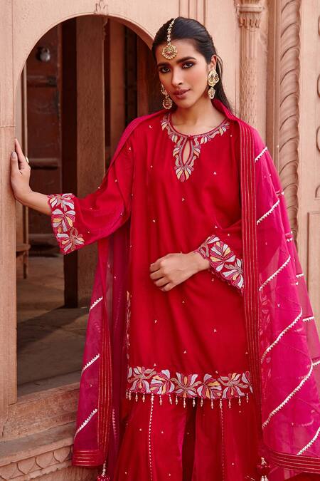 Ajiesh Oberoi Pink Velvet, Organza Embroidery, Beads Keyhole Neck Kurta Gharara Set at Aza Fashions Ajiesh Oberoi_Pink Velvet, Organza Embroidery, Beads Keyhole Neck Kurta Gharara Set _at_Aza_Fashions