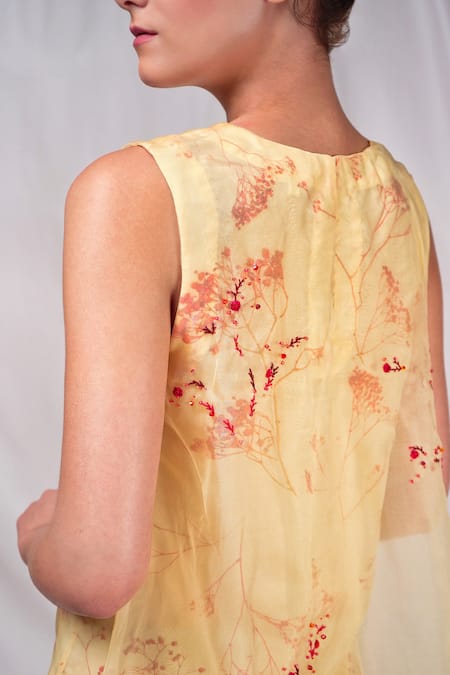 Buy Seesa Cream Organza, Silk Sequins Round Neck Layered Dress Online at Aza Fashions Buy_Seesa_Cream Organza, Silk Sequins Round Neck Layered Dress _Online_at_Aza_Fashions