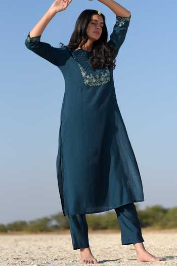 Buy_Tatwa_Blue Embroidery, Sequins, Zari Notched Neck Hand Katan Silk Kurta And Pant Set _Online_at_Aza_Fashions