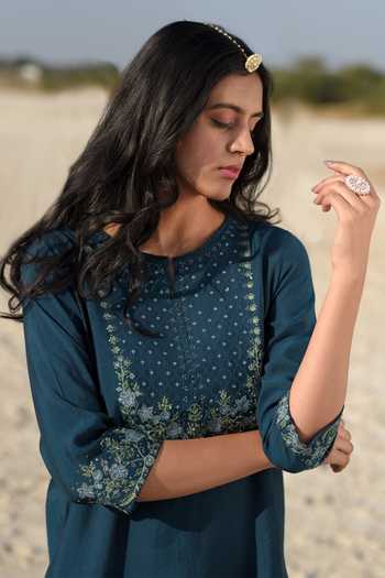 Tatwa_Blue Embroidery, Sequins, Zari Notched Neck Hand Katan Silk Kurta And Pant Set _at_Aza_Fashions