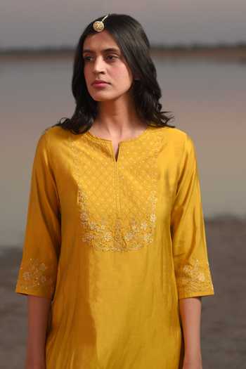 Tatwa_Yellow Silk Embroidery, Sequins, Zari Notched Neck Hand Katan Kurta And Pant Set _Online_at_Aza_Fashions