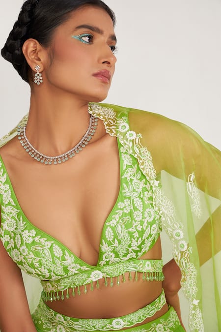 Asaga Green Silk, Organza, Viscose Embroidery, Lace V-neck Cora Waistband Lehenga Set Online at Aza Fashions Asaga_Green Silk, Organza, Viscose Embroidery, Lace V-neck Cora Waistband Lehenga Set _Online_at_Aza_Fashions