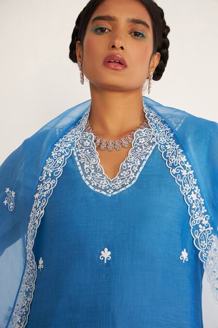 Shop Asaga Blue Chanderi, Organza, Muslin Embroidery V-neck Alice Neckline Kurta Set Online at Aza Fashions Shop_Asaga_Blue Chanderi, Organza, Muslin Embroidery V-neck Alice Neckline Kurta Set _Online_at_Aza_Fashions