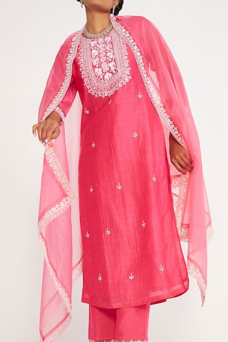 Asaga_Pink Chanderi, Organza, Muslin Embroidery Round Neck Nova Floral Kurta Set _Online_at_Aza_Fashions