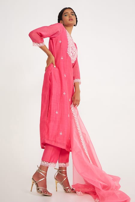 Buy_Asaga_Pink Chanderi, Organza, Muslin Embroidery Round Neck Nova Floral Kurta Set _Online_at_Aza_Fashions