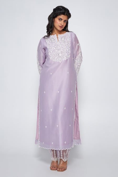 Buy Asaga Purple Chanderi, Muslin, Organza Embroidery V-neck Alina Floral Kurta Set Online at Aza Fashions Buy_Asaga_Purple Chanderi, Muslin, Organza Embroidery V-neck Alina Floral Kurta Set _Online_at_Aza_Fashions