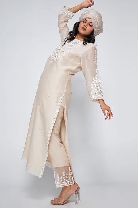 Buy_Asaga_Silver Chanderi, Muslin, Organza Embroidery Mandarin Stella Floral Kurta Set _Online_at_Aza_Fashions