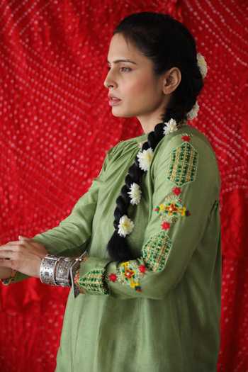 Shachi Sood_Green Silk Sequins, Embroidery High Neck Sleeve Tunic And Pant Set _Online_at_Aza_Fashions