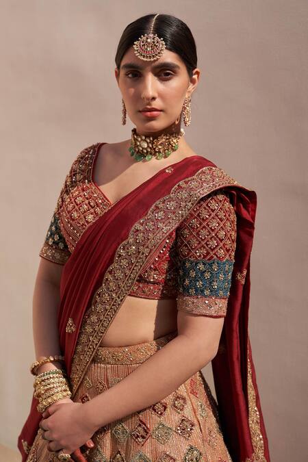 Buy Angad Singh Beige Silk, Chiffon Sequins, Zari Zardozi Embroidered Bridal Lehenga Set Buy_Angad Singh_Beige Silk, Chiffon Sequins, Zari Zardozi Embroidered Bridal Lehenga Set