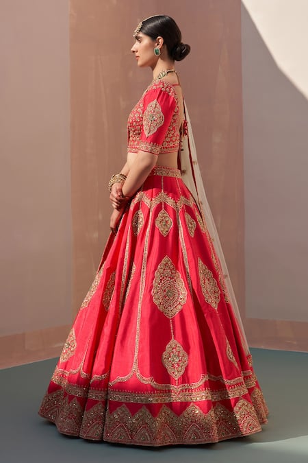 Buy_Angad Singh_Red Silk, Chiffon Embroidery, Sequins, Zari Zardozi And Bridal Lehenga Set _Online_at_Aza_Fashions