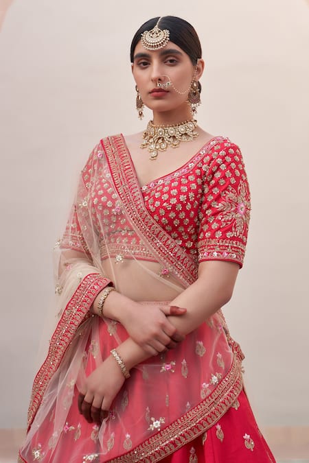 Buy Angad Singh Red Silk Embroidery, Sequins Zardozi Floral Pattern Bridal Lehenga Set Online at Aza Fashions Buy_Angad Singh_Red Silk Embroidery, Sequins Zardozi Floral Pattern Bridal Lehenga Set _Online_at_Aza_Fashions