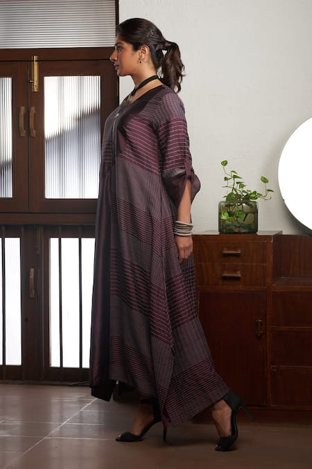 Bodhi Tree_Wine Handloom Cotton, Silk Embroidery V-neck Woven Checkered Kaftan _Online_at_Aza_Fashions