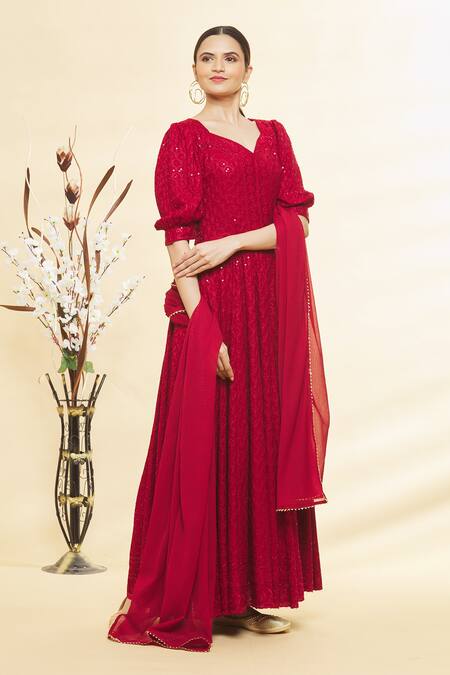 Samyukta Singhania_Red Cotton Sequins V-neck Chikankari Embroidered Anarkali With Dupatta_at_Aza_Fashions