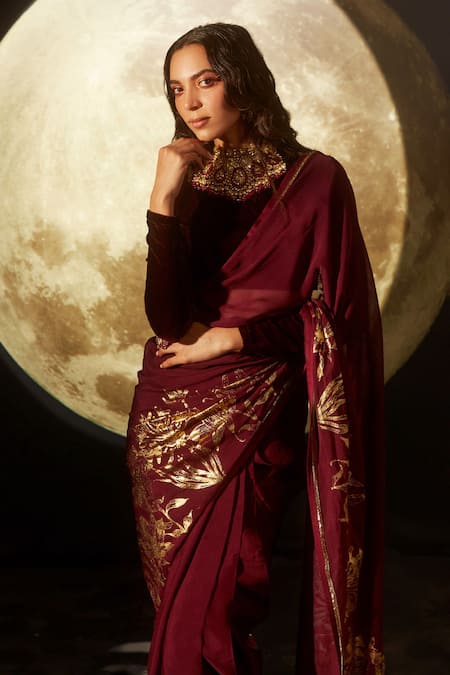 Dohr India Maroon Organza, Silk Cut Work, Floral Placement Print Pre-draped Saree Online at Aza Fashions Dohr India_Maroon Organza, Silk Cut Work, Floral Placement Print Pre-draped Saree _Online_at_Aza_Fashions