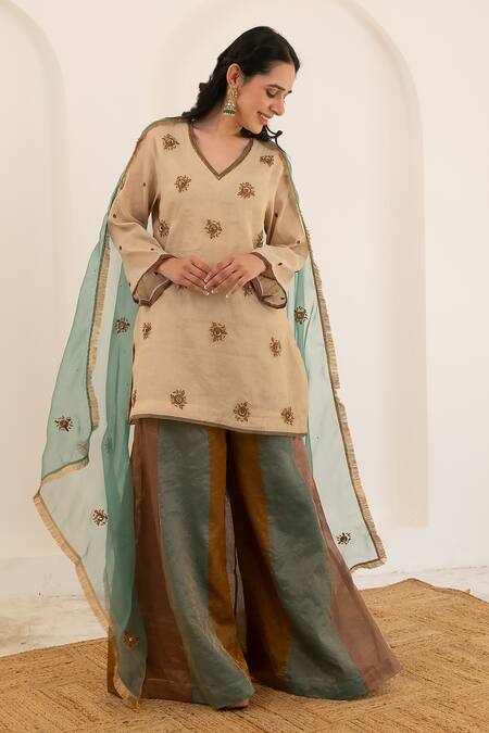 Pairaahan_Beige Kurta And Sharara Tissue Chanderi Embroidered Sequin V Neck Set_at_Aza_Fashions