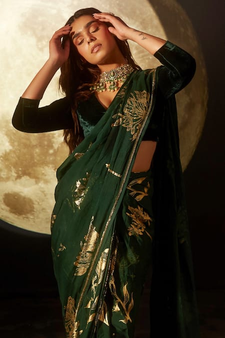 Dohr India_Green Organza, Silk Embroidery Foil Print Pre-draped Saree _Online_at_Aza_Fashions