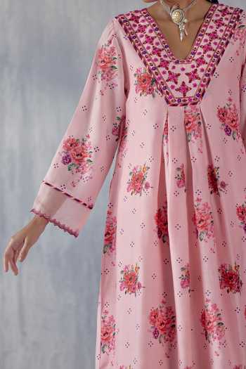 Shop_Amisha Kothari_Peach Cotton, , Organza Embroidery, Madhu Floral Print Co-ord Set _Online_at_Aza_Fashions