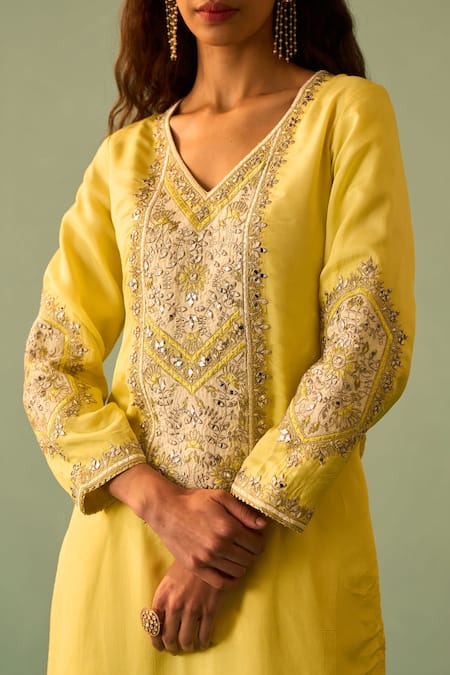 Buy Angad Singh Yellow Silk, Crepe Embroidery, Zari, Patchwork V-neck Floral Kurta Palazzo Set Online at Aza Fashions Buy_Angad Singh_Yellow Silk, Crepe Embroidery, Zari, Patchwork V-neck Floral Kurta Palazzo Set _Online_at_Aza_Fashions
