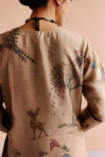 Buy_Archana Jaju_Beige Silk, Handloom Cotton Embroidery Floral Hand Painted Kalamkari Kurta Set_Online_at_Aza_Fashions