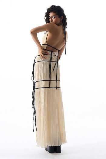 Buy Off White Muslin Halter Neck Amour Ruched Top For Women Buy Off White Muslin Halter Neck Amour Ruched Top For Women
