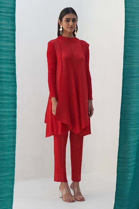 Buy Pleats By Aruni Red Polyester High Neck Crushed Sleeve Pleated Kurta And Pant Set Online at Aza Fashions Buy_Pleats By Aruni_Red Polyester High Neck Crushed Sleeve Pleated Kurta And Pant Set_Online_at_Aza_Fashions