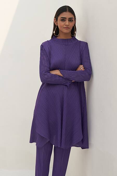 Pleats By Aruni_Purple Polyester High Neck Crushed Sleeve Kurta And Pant Set_Online_at_Aza_Fashions