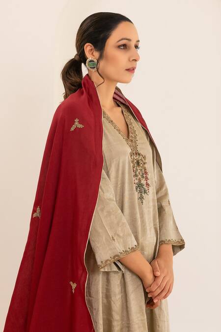 Pairaahan_Grey Kurta And Pant Tissue Embroidered Sequin Set With Chanderi Contrast Dupatta_Online_at_Aza_Fashions