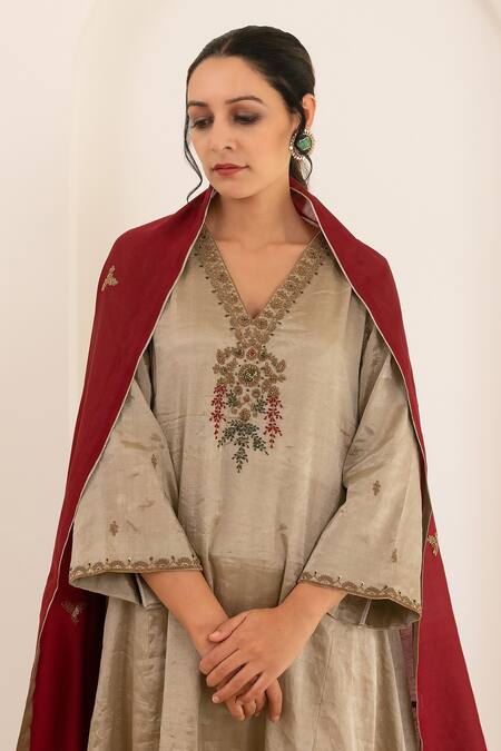 Shop_Pairaahan_Grey Kurta And Pant Tissue Embroidered Sequin Set With Chanderi Contrast Dupatta_Online_at_Aza_Fashions