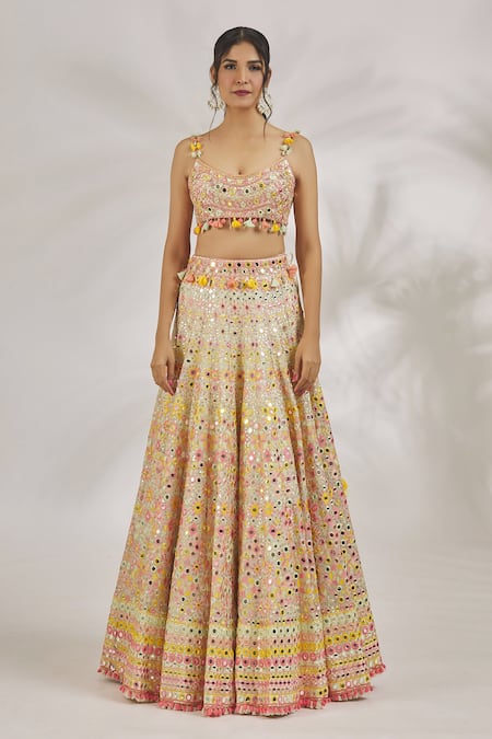 Gopi Vaid_Ivory Blouse Tussar Embroidery Floral Scoop Neck Rakul Mirror Lehenga Set _at_Aza_Fashions