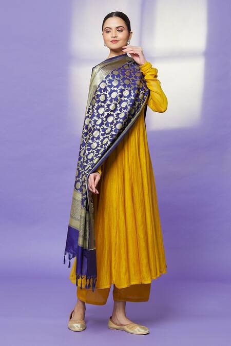 Shop Naintara Bajaj Blue Brocade Zari, Fringe Banarasi Art Silk Floral Dupatta Online at Aza Fashions Shop_Naintara Bajaj_Blue Brocade Zari, Fringe Banarasi Art Silk Floral Dupatta _Online_at_Aza_Fashions