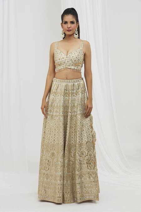 Vandana Sethi_Ivory Silk Embroidery, Mirrors Sweetheart Neck Work Bridal Lehenga Set _Online_at_Aza_Fashions