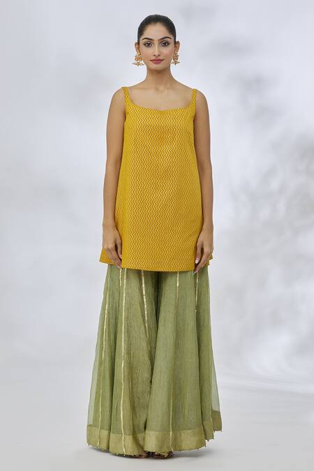 Itrh Yellow Cotton, Silk Sequins, Zari Round Neck Chevron Pattern Tunic at Aza Fashions Itrh_Yellow Cotton, Silk Sequins, Zari Round Neck Chevron Pattern Tunic _at_Aza_Fashions