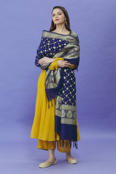 Naintara Bajaj Navy Brocade, Silk Zari, Fringe Banarasi Art Floral Woven Dupatta Online at Aza Fashions Naintara Bajaj_Navy Brocade, Silk Zari, Fringe Banarasi Art Floral Woven Dupatta _Online_at_Aza_Fashions