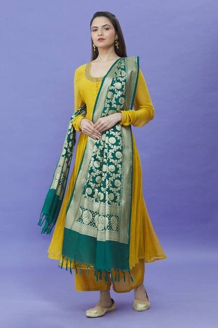 Shop_Naintara Bajaj_Green Brocade Zari, Fringe Floral Woven Banarasi Art Silk Dupatta _Online_at_Aza_Fashions