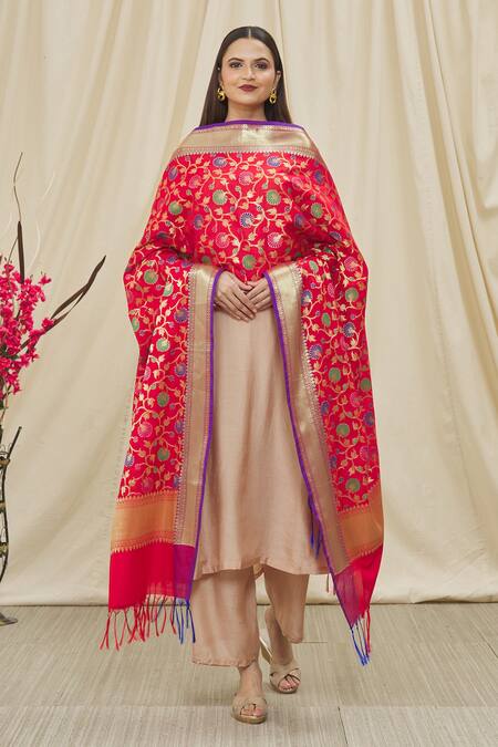 Shop Naintara Bajaj Red Brocade Embroidery Tassel Border Woven Dupatta Online at Aza Fashions Shop_Naintara Bajaj_Red Brocade Embroidery Tassel Border Woven Dupatta _Online_at_Aza_Fashions