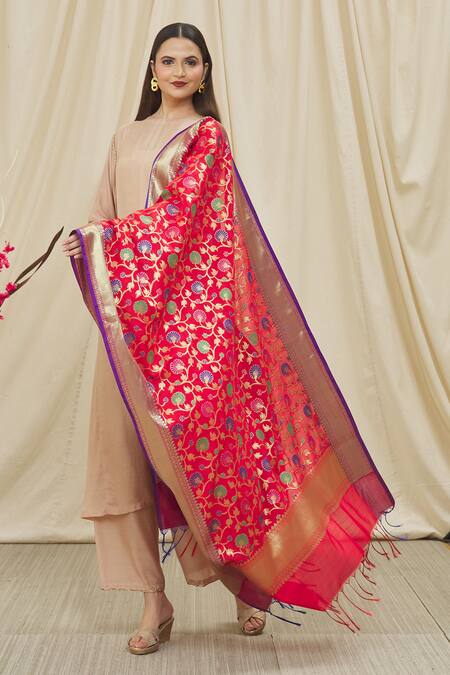 Naintara Bajaj Red Brocade Embroidery Tassel Border Woven Dupatta Online at Aza Fashions Naintara Bajaj_Red Brocade Embroidery Tassel Border Woven Dupatta _Online_at_Aza_Fashions