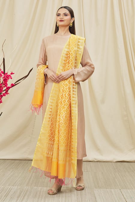 Shop_Naintara Bajaj_Yellow Silk Ogee Pattern Dupatta _Online_at_Aza_Fashions