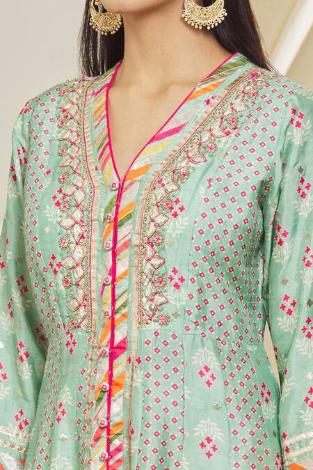 Gopi Vaid_Blue Tussar Embroidery V-neck Floral Pattern Tunic _at_Aza_Fashions