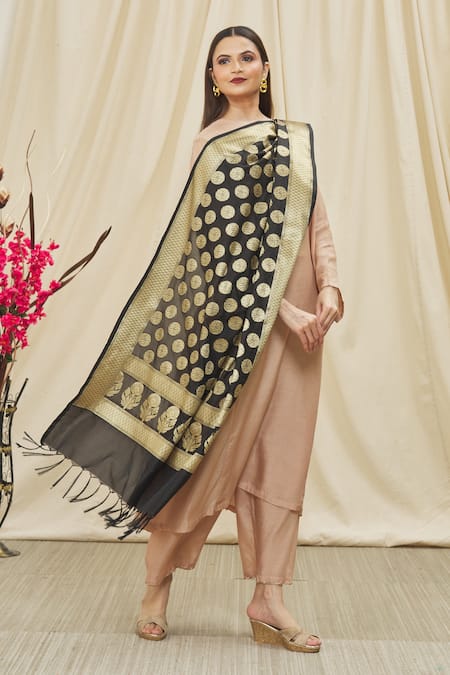 Shop Naintara Bajaj Black Brocade, Silk Embroidery Floral And Geometric Woven Dupatta Online at Aza Fashions Shop_Naintara Bajaj_Black Brocade, Silk Embroidery Floral And Geometric Woven Dupatta _Online_at_Aza_Fashions