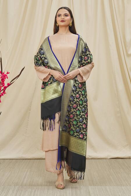 Shop Naintara Bajaj Black Silk Embroidery Woven Banarasi Art Dupatta Online at Aza Fashions Shop_Naintara Bajaj_Black Silk Embroidery Woven Banarasi Art Dupatta _Online_at_Aza_Fashions