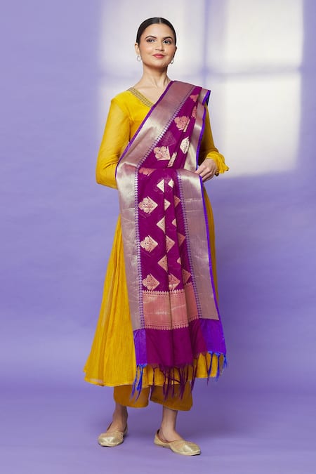 Shop_Naintara Bajaj_Magenta Brocade Embroidery Botanical Pattern Dupatta _Online_at_Aza_Fashions