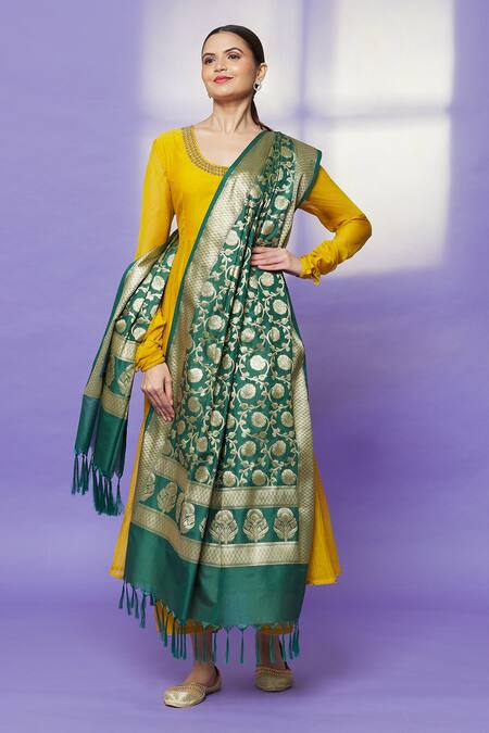 Naintara Bajaj Green Brocade Zari, Fringe Botanical Floral Banarasi Art Silk Dupatta Online at Aza Fashions Naintara Bajaj_Green Brocade Zari, Fringe Botanical Floral Banarasi Art Silk Dupatta _Online_at_Aza_Fashions