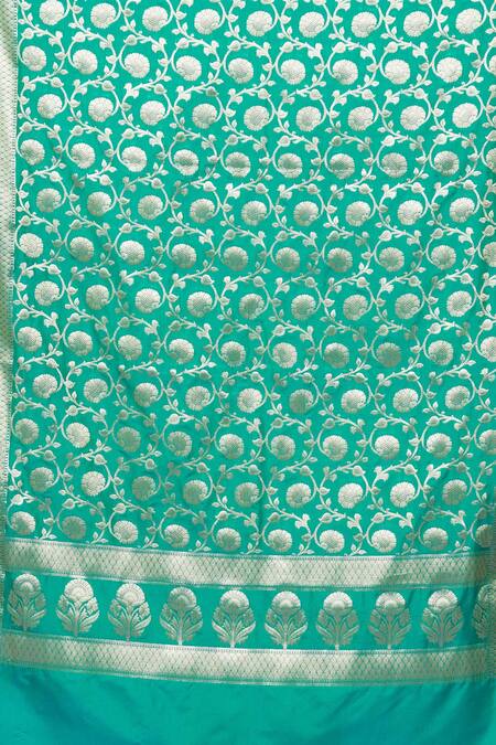 Buy Naintara Bajaj Green Zari, Fringe Botanic Woven Banarasi Art Silk Dupatta Online at Aza Fashions Buy_Naintara Bajaj_Green Zari, Fringe Botanic Woven Banarasi Art Silk Dupatta _Online_at_Aza_Fashions