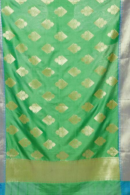 Buy Naintara Bajaj Green Chanderi Silk Floral Woven Dupatta Online at Aza Fashions Buy_Naintara Bajaj_Green Chanderi Silk Floral Woven Dupatta _Online_at_Aza_Fashions