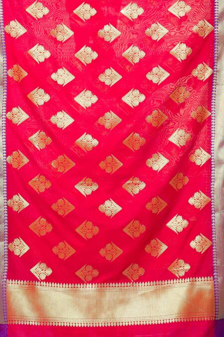 Buy Naintara Bajaj Red Brocade Embroidery Bloom Pattern Fringe Hem Dupatta Online at Aza Fashions Buy_Naintara Bajaj_Red Brocade Embroidery Bloom Pattern Fringe Hem Dupatta _Online_at_Aza_Fashions