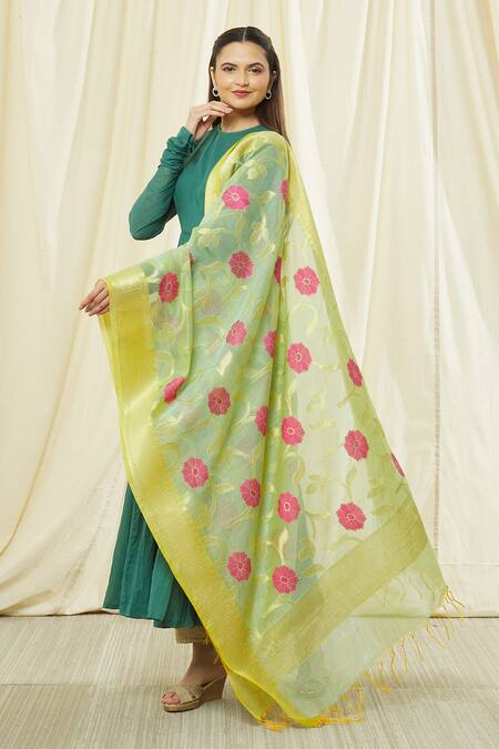 Naintara Bajaj_Green Cotton Embroidery Floral Pattern Fringe Hem Dupatta _Online_at_Aza_Fashions